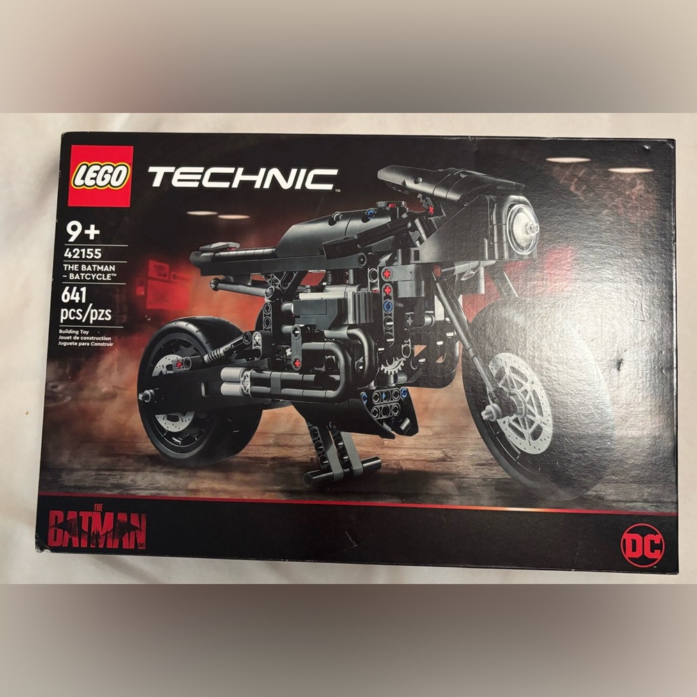 RETIRED! Mint Condition LEGO #42155 The Batman Batcycle Technic
